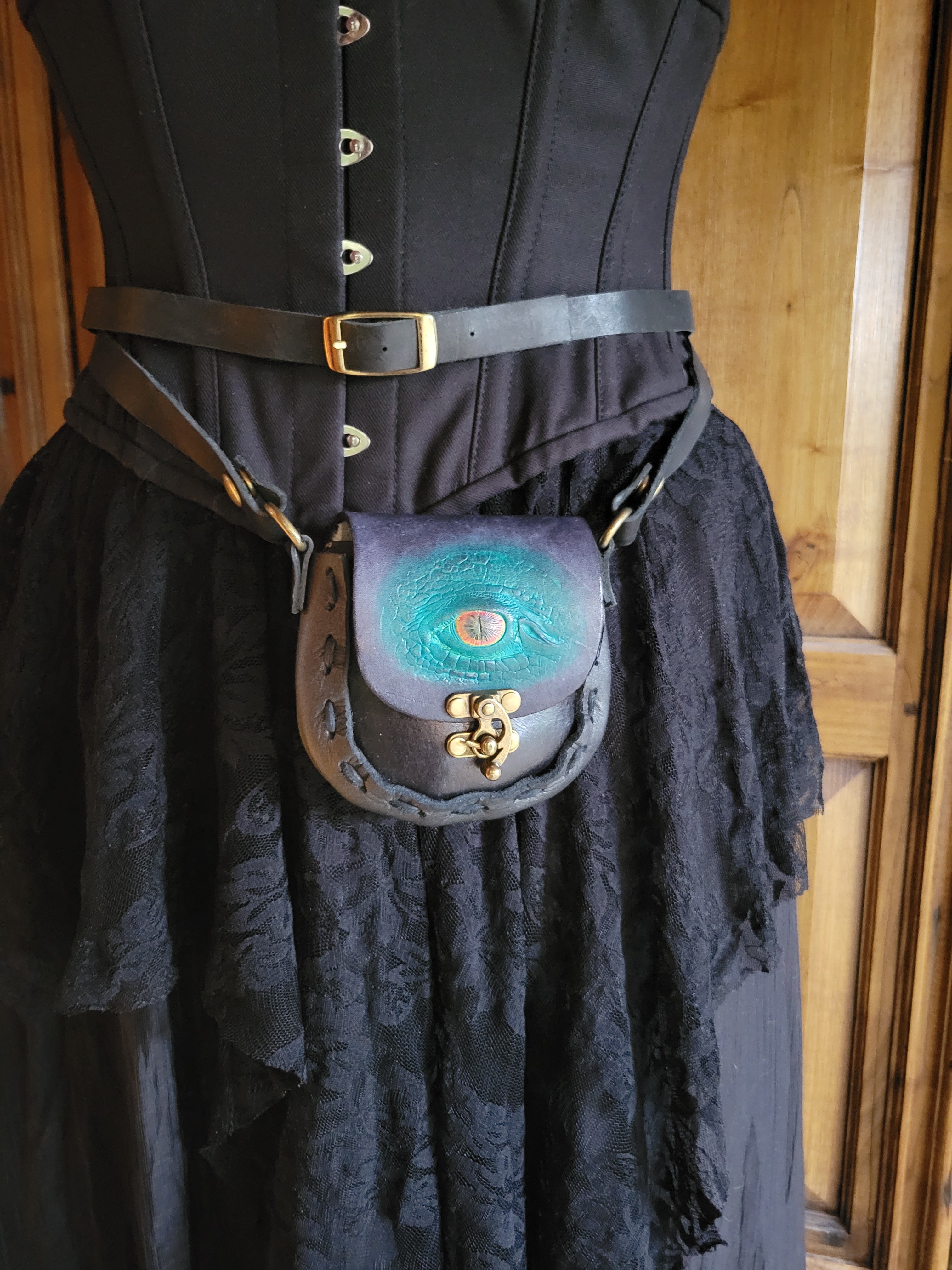 Dragon's Eye Leather Purse (small)