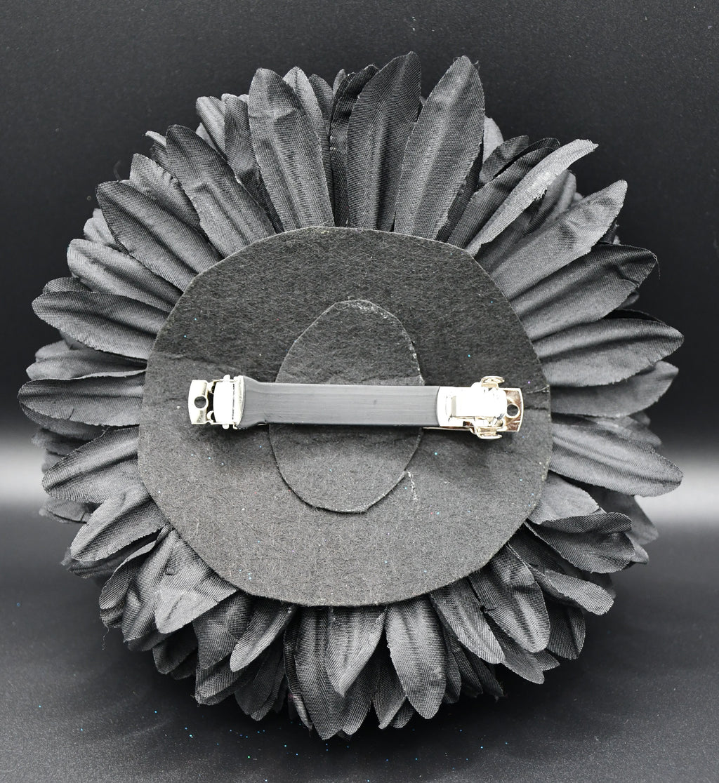 Skull Eating Flower Hair Clip